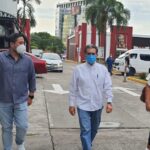 Fabricantes de armas demandados en EU dirigen su publicidad al crimen organizado