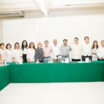 Talibanes prometen que alumnas de secundaria volverán pronto a clases