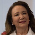 Eugenio Derbez, el profe que le apostó a la educación crítica