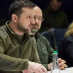 Dua Lipa presume el drástico cambio de look que se hizo para su película