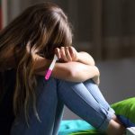 Russell Brand es acusado de agresión en el Reino Unido