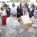 Carlos Santana niega críticas a Bad Bunny