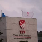 Danna Paola lanza poderoso discurso tras ser reconocida como la Mujer del Año